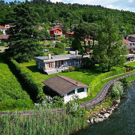 Casa Gaiani Villetta in riva al lago vista mozzafiato Varano Borghi Esterno foto